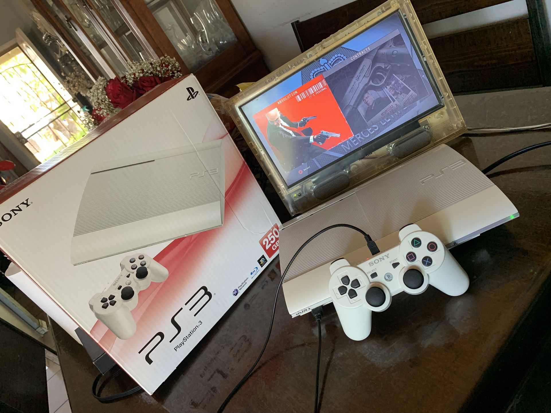 Ps3 Super Slim 250gigs White Edition