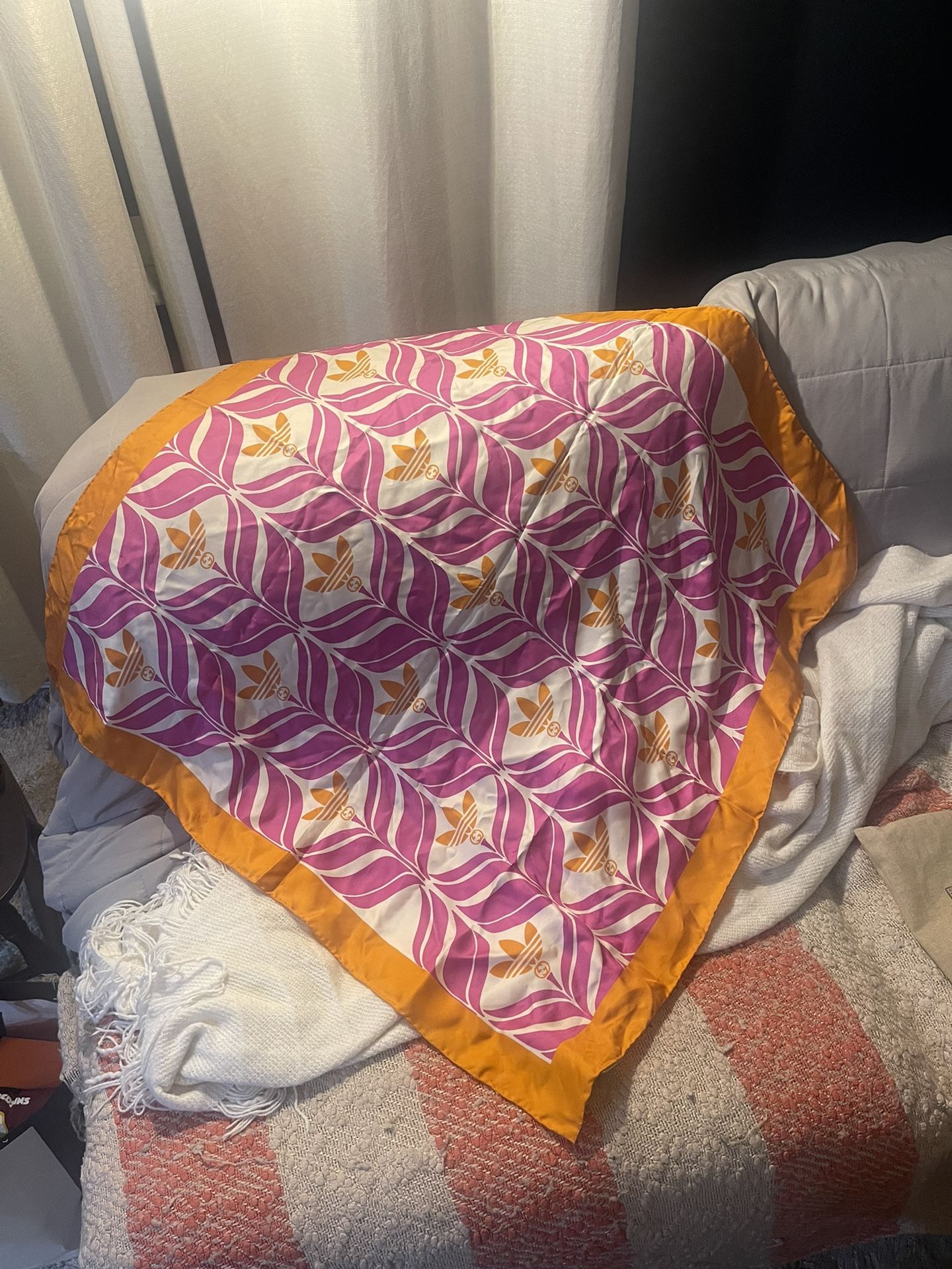 Gucci adidas scarf