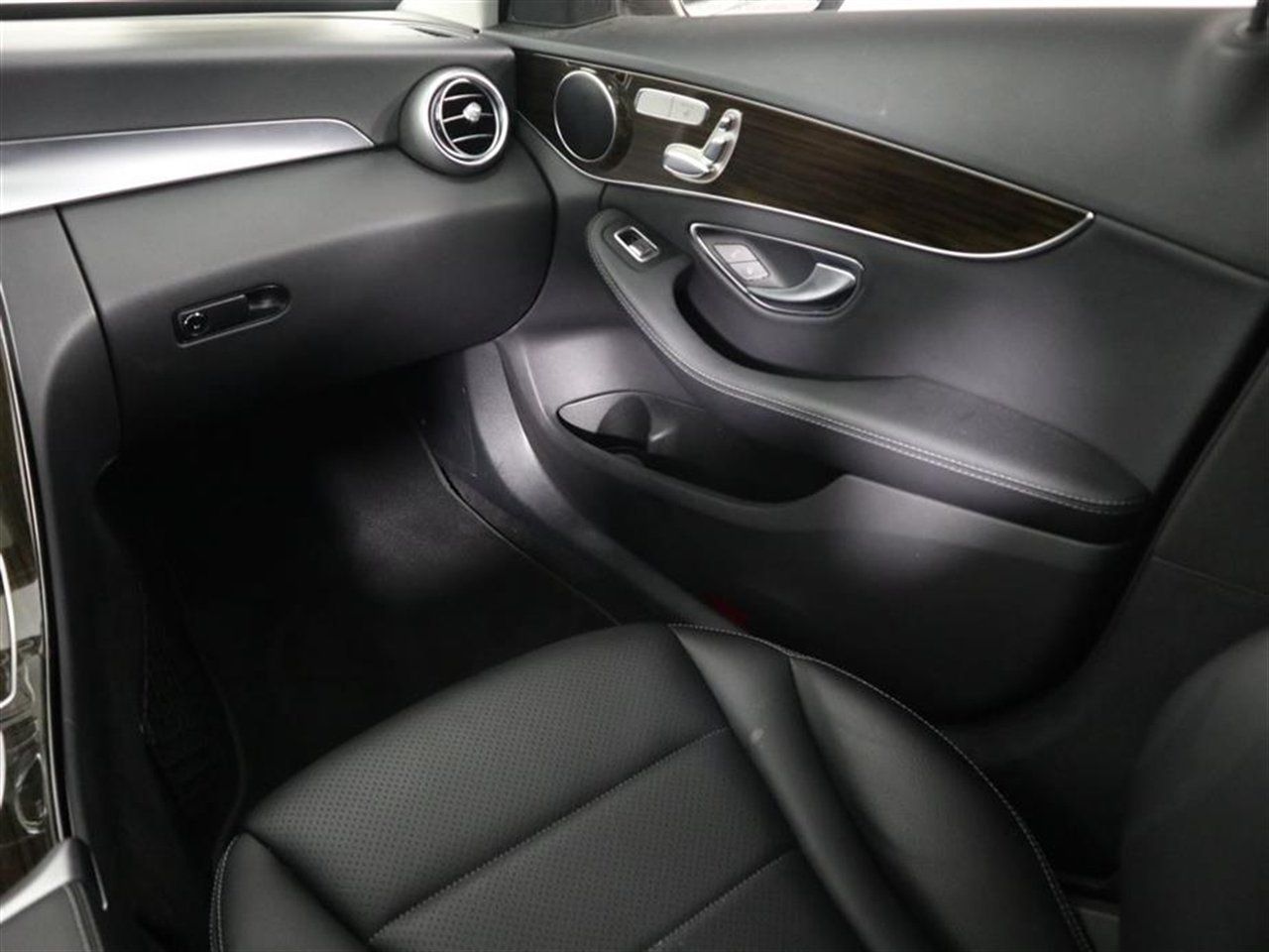 2016 Mercedes-Benz C-Class