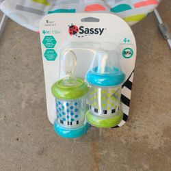 Silicone Nipple And Spoon Bottles 