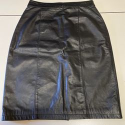 leather skirt