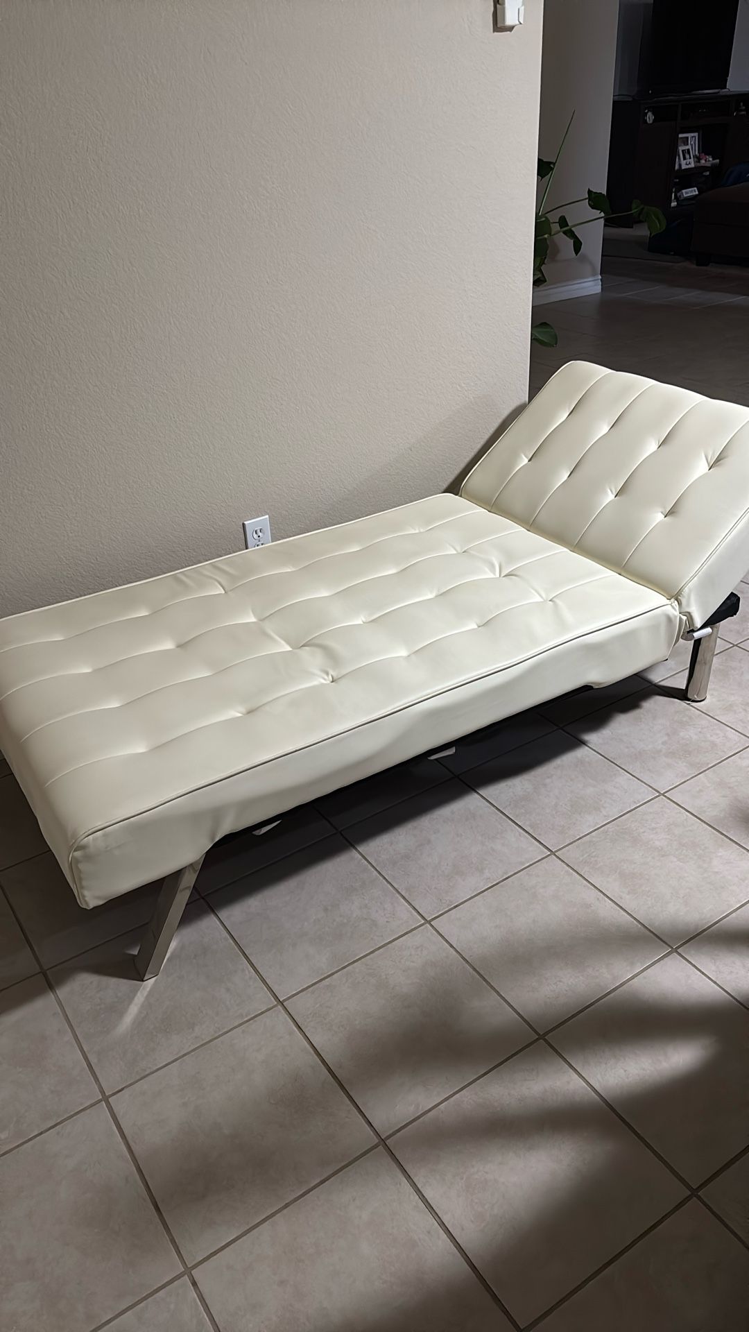 Recliner Chaise Lounge Sleeper Futon