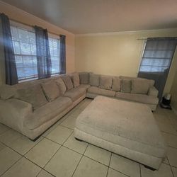 Rawcliffe 4 piece Sectional / 2 Years Old 