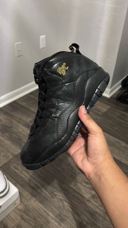 Tried on nyc Sz 10 Og box