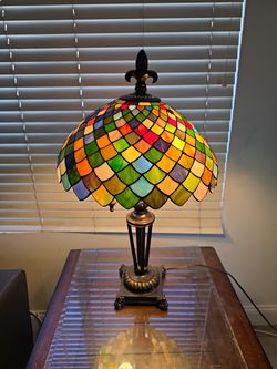 Table lamp