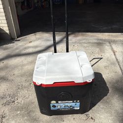 Igloo 52 quart quantum roller red black wheeled new cooler Great 4 fishing boating parties camping
