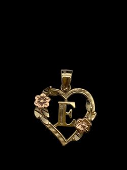 3/4" Heart pendant "E" #31107