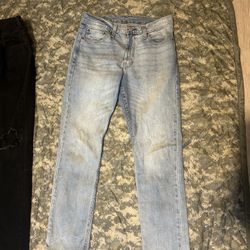 Assorted men’s jeans
