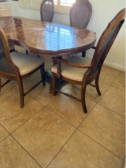 Dining set