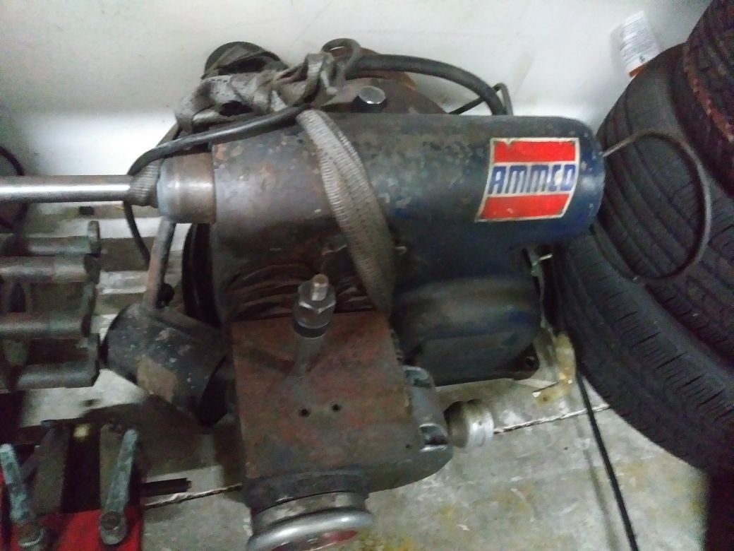 Brake lathe