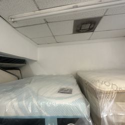 King Queen Size Tempurpedic ProAdapt,  ProBreeze,  LuxeBreeze Mattress  Pro Breeze /Luxe Adapt /Pro Adapt /Adapt /cloud /Tempur pedic contour Supreme 