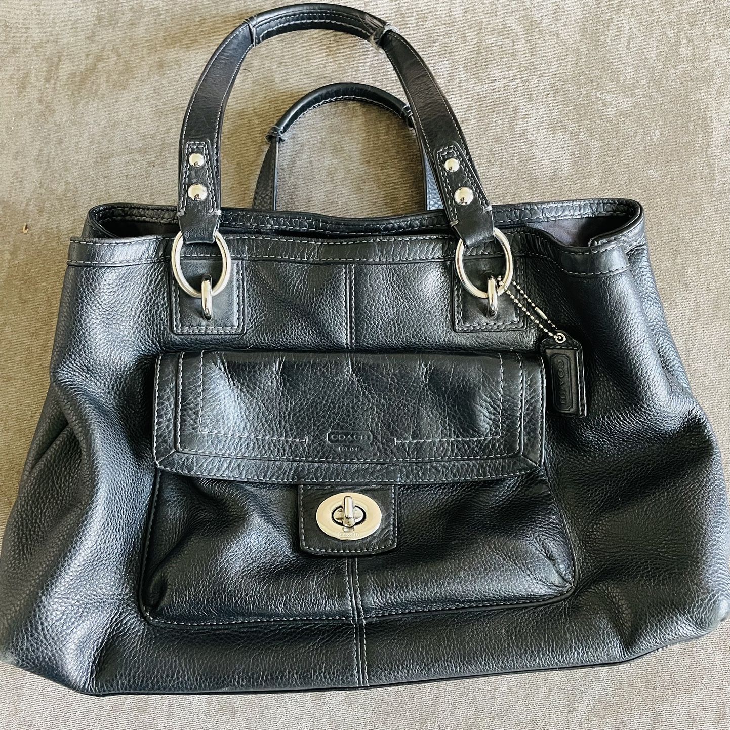 Mint ConditionPenelope Shoulder Bag. Beautiful Vintage COACH Purse 