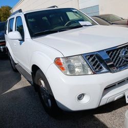 2010 Nissan Pathfinder Se 