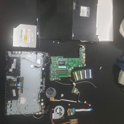 Toshiba Satellite L55-b5255 Parts