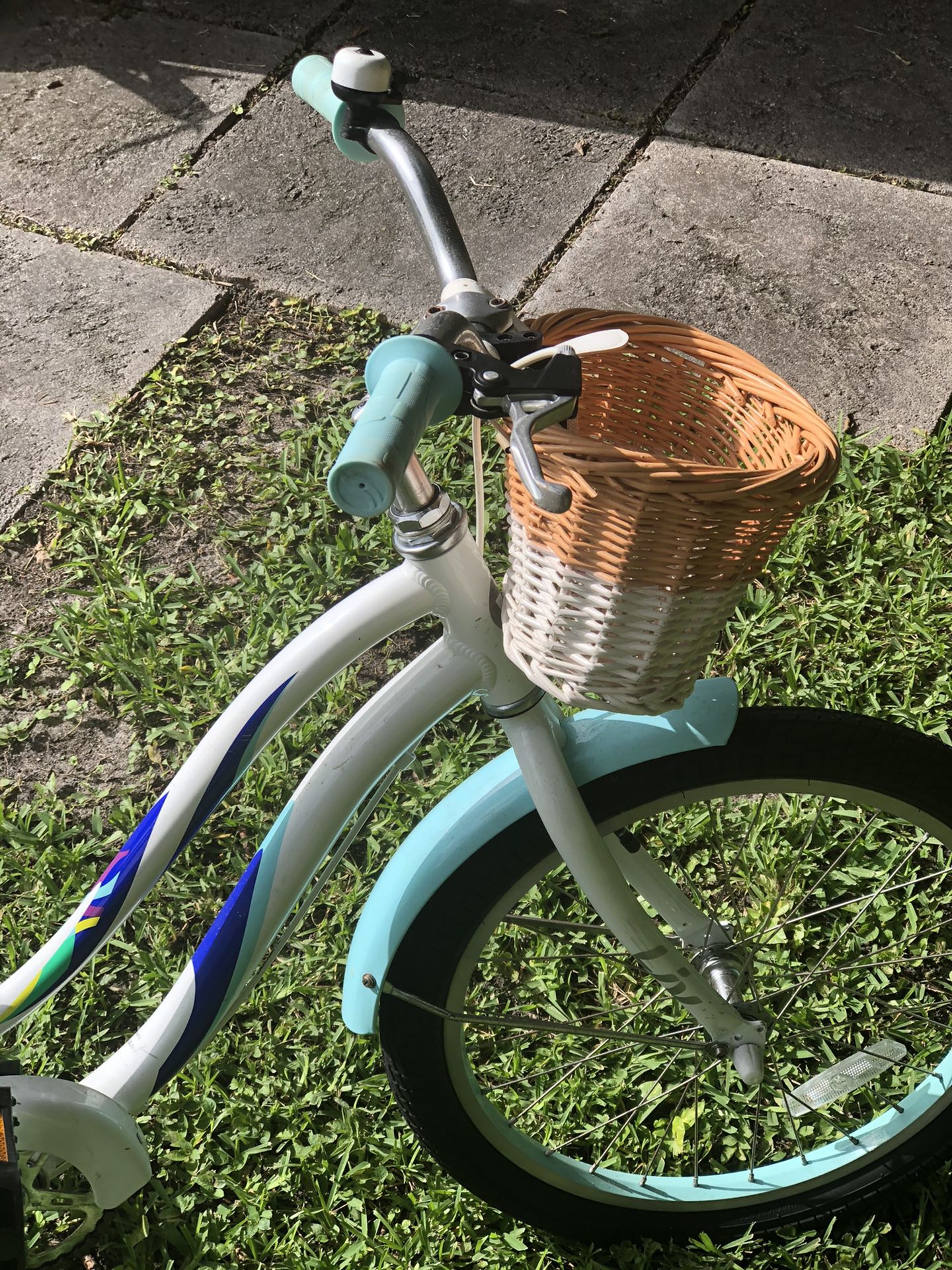 Girl and Boys Kids bikes. Giant Brand. $150 for the pair. Like new.