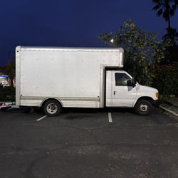 2006 Ford E450 15ft Box Truck
