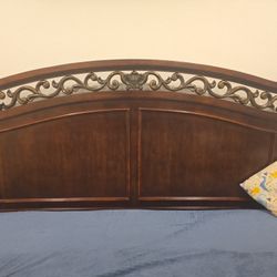  King Bed