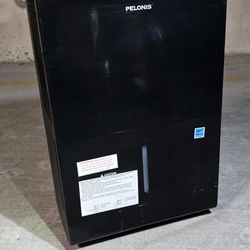 Dehumidifier 1 Montth Old