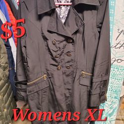Womens  Black Rain Jacket Size L/XL