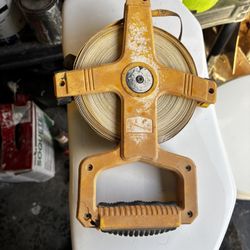 Rolling Measuring tape 100 Ft