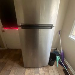 Whirlpool Refrigerator