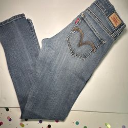 Levi’s super low 524 Jeans size 7