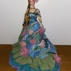 1997 Claude Monet ~ Water Lily LIMITED EDITION Barbie (Vintage)
