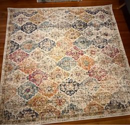 Area Rug - Safavieh Madison 6’7” x 6’7” square. Almost New