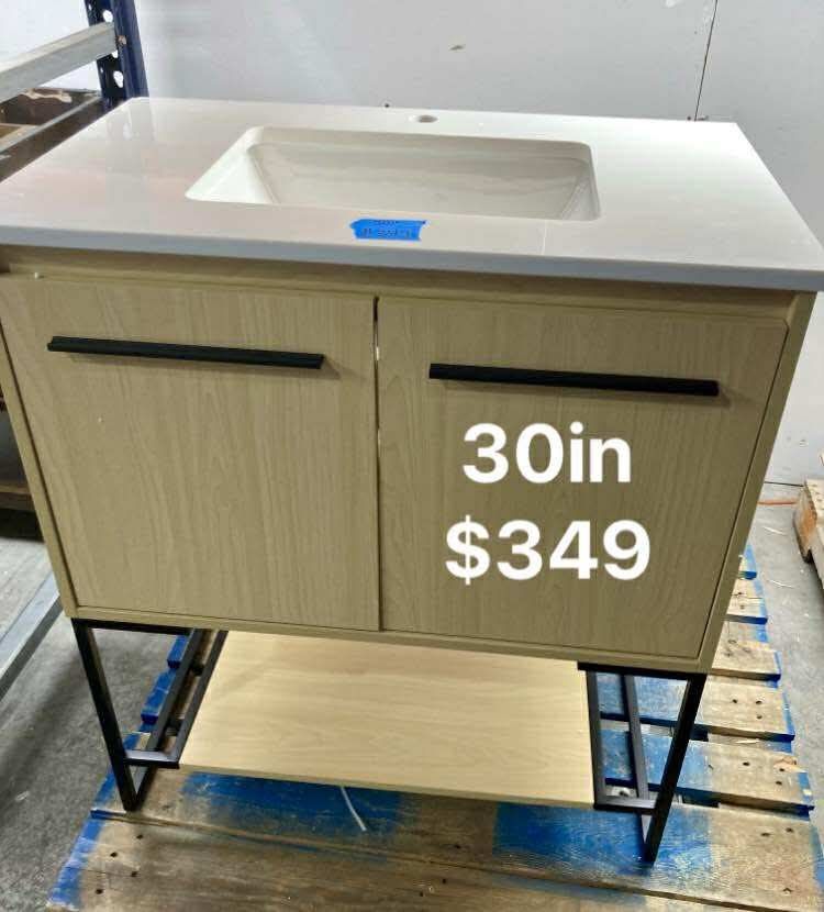 30in Bathroom Vanity With Top