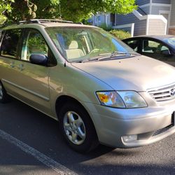2001 Mazda MPV