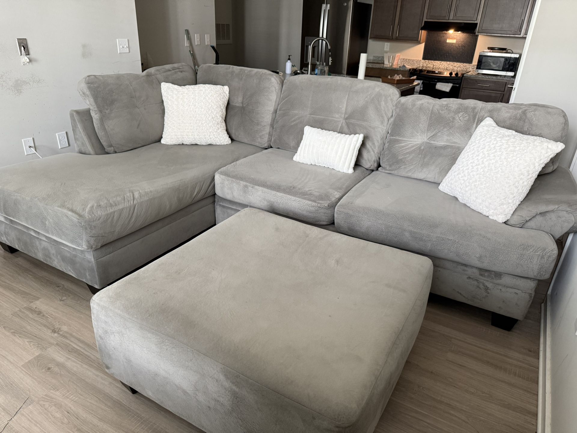 Oversized chaise sectional