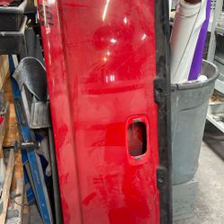 Chevy Silverado Or Sierra Tailgate