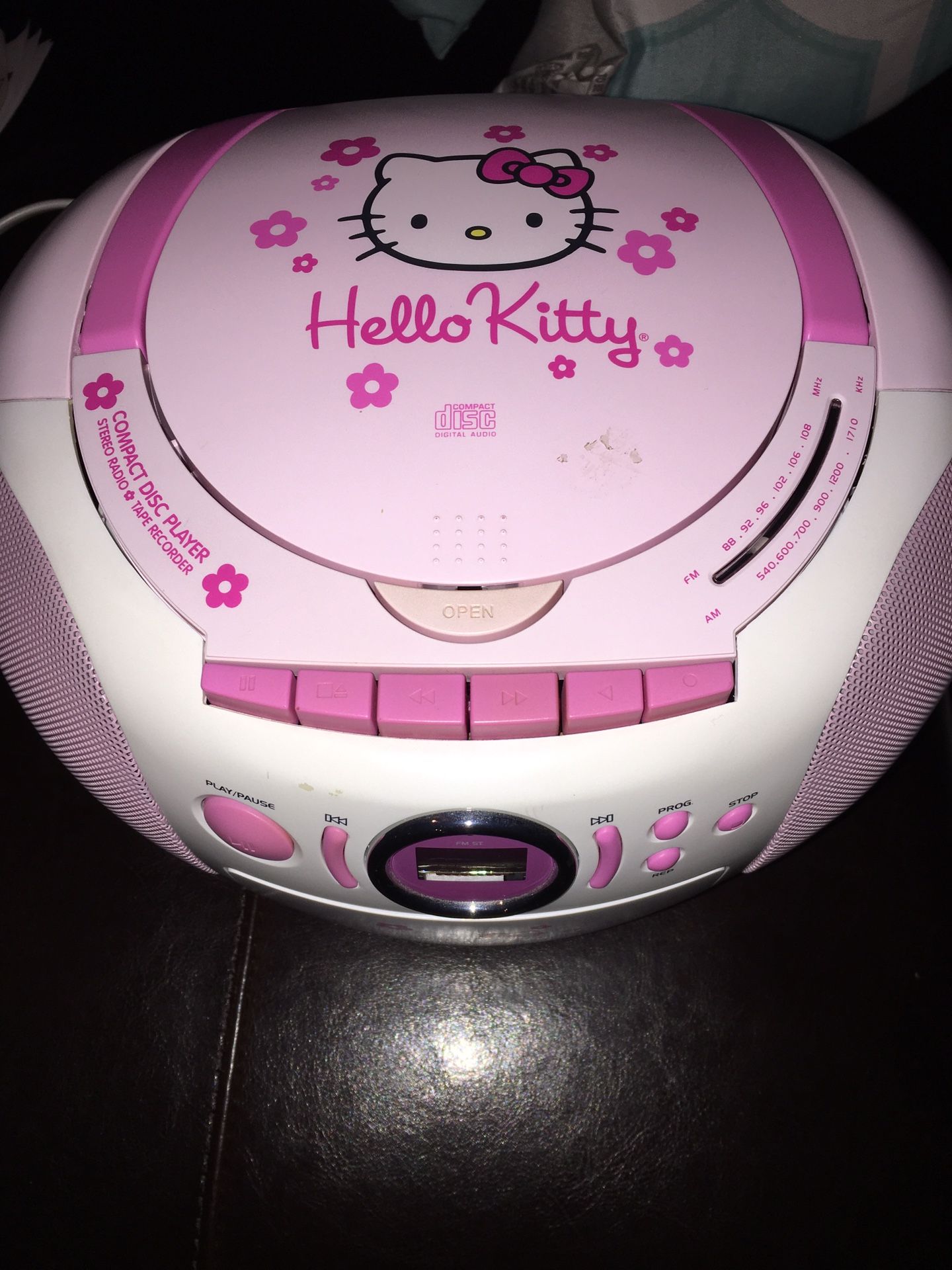 Hello Kitty Radio & CD Player