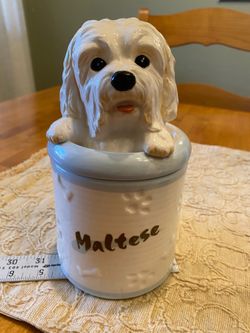 Maltese dog treat ceramic jar / canister. 3 d. Adorable! Good condition. 8.5 x 4.5 inch.