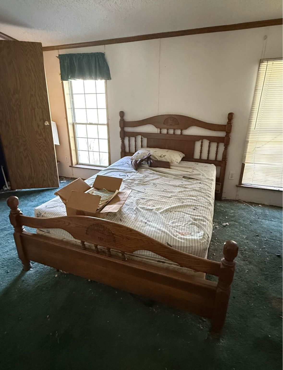 Red Oak Bed & Dresser