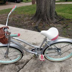 Huffy Cranbrook Cruiser Bike, Coaster Brake,  Great Condition 
