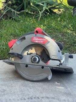 └➤➤➤ Milwaukee | Model: 2731-20 M18 Fuel | 18V | 7 ¼” | Circular Saw