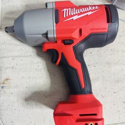 Milwaukee Impact Wrench 