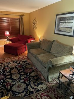 Full Living Room Set - Sofa/Couch, Loveseat W/ Rolling Ottoman, Lamp & 2 End Tables
