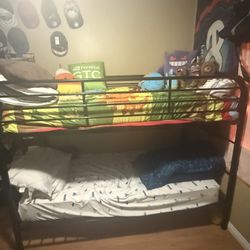 Black Bunk Bed Twin 