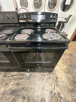USED GE STOVE