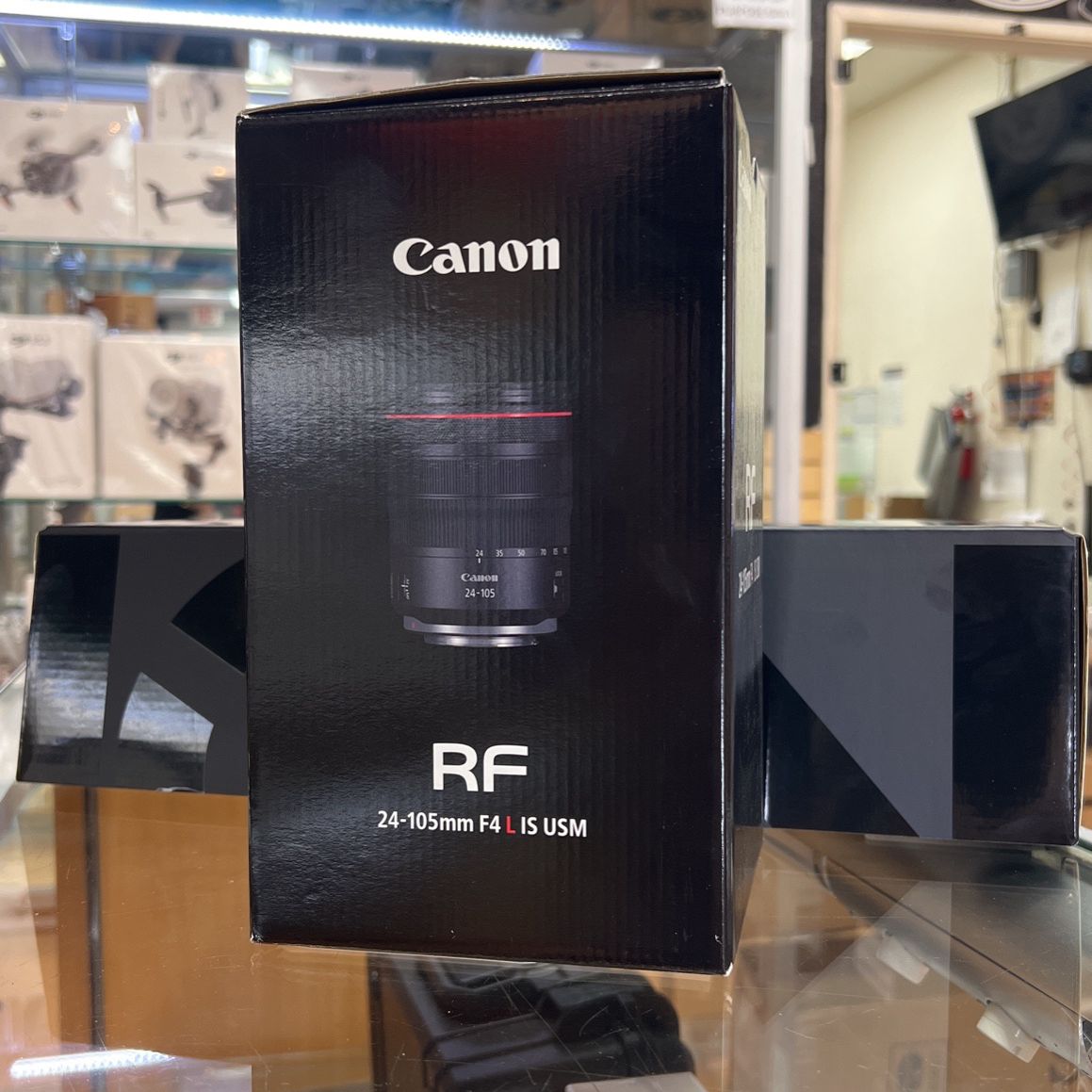 Canon RF 24-105mm F4
