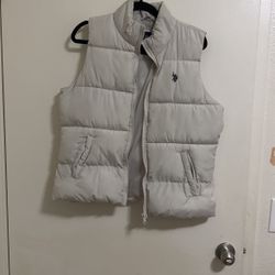 Polo, beige vest, puffer