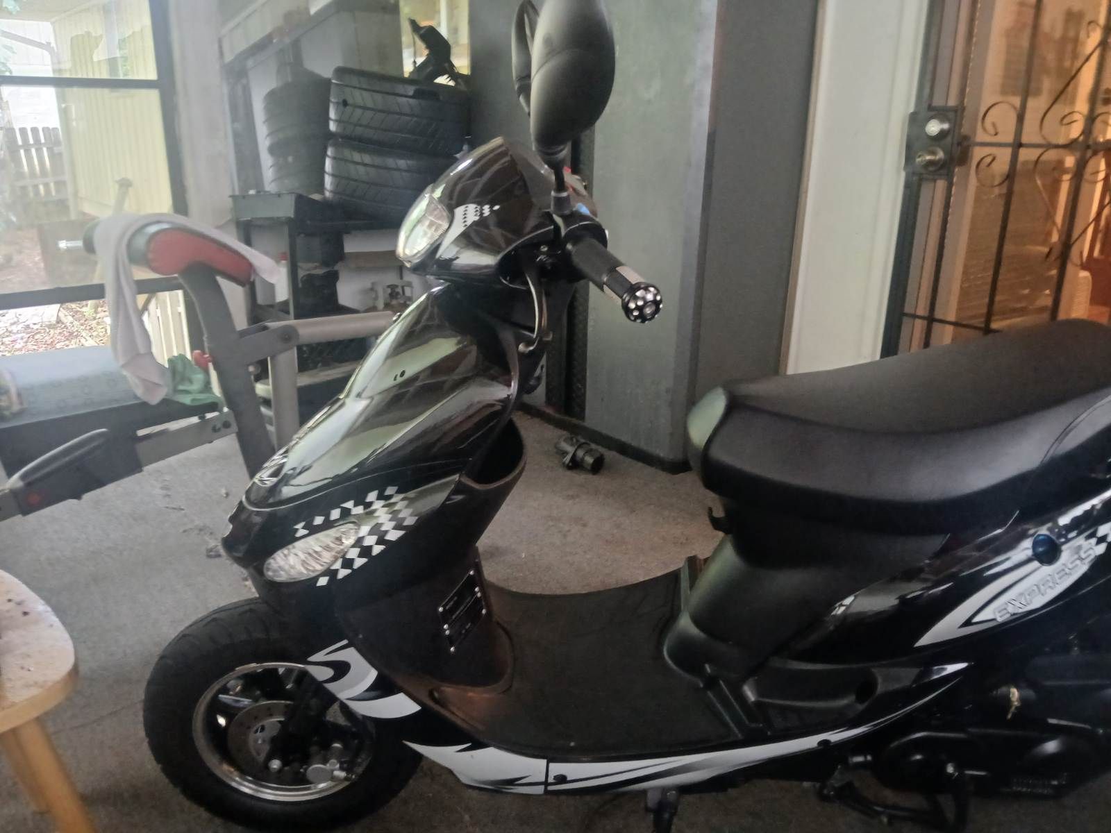  2024 50cc Moped (barely Used )