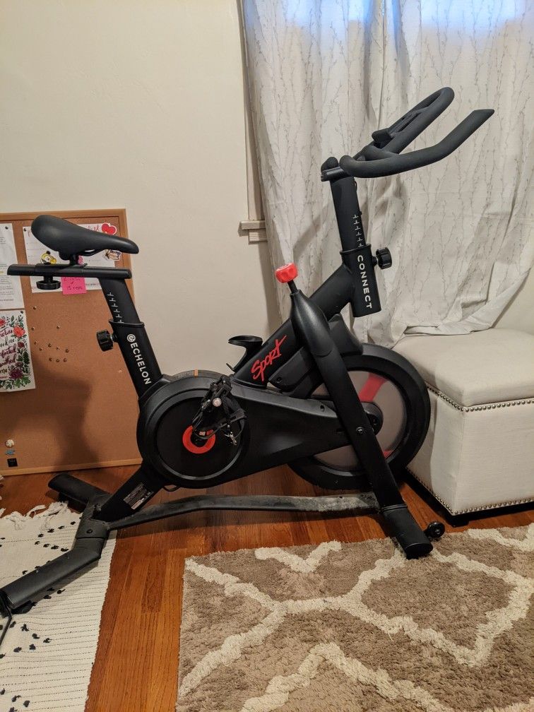 echelon stationary bike canada