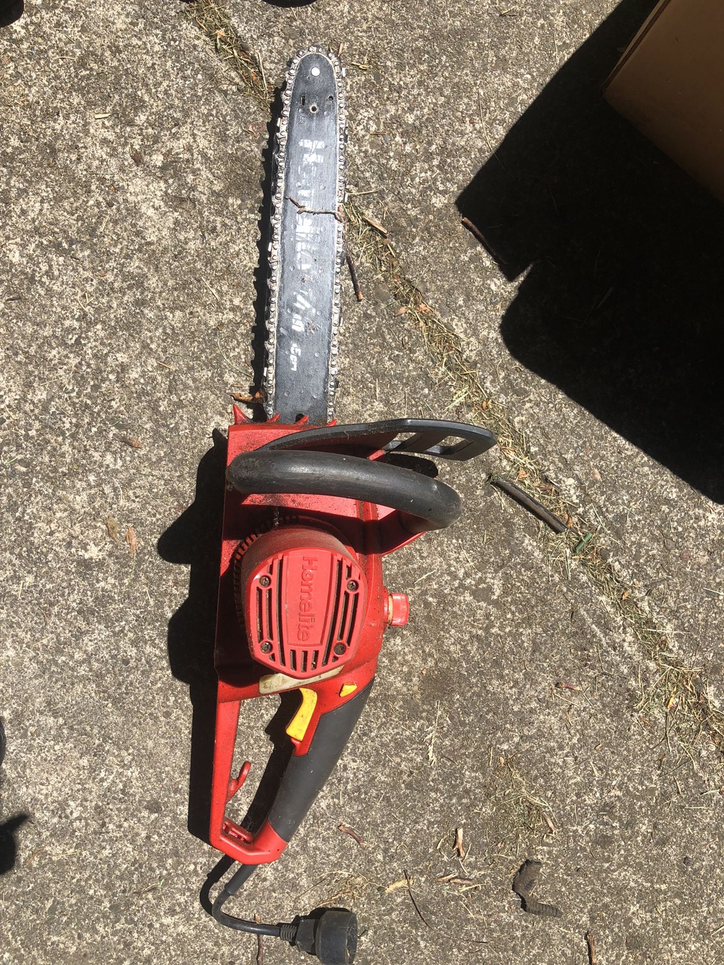 Chainsaw - 16 inch