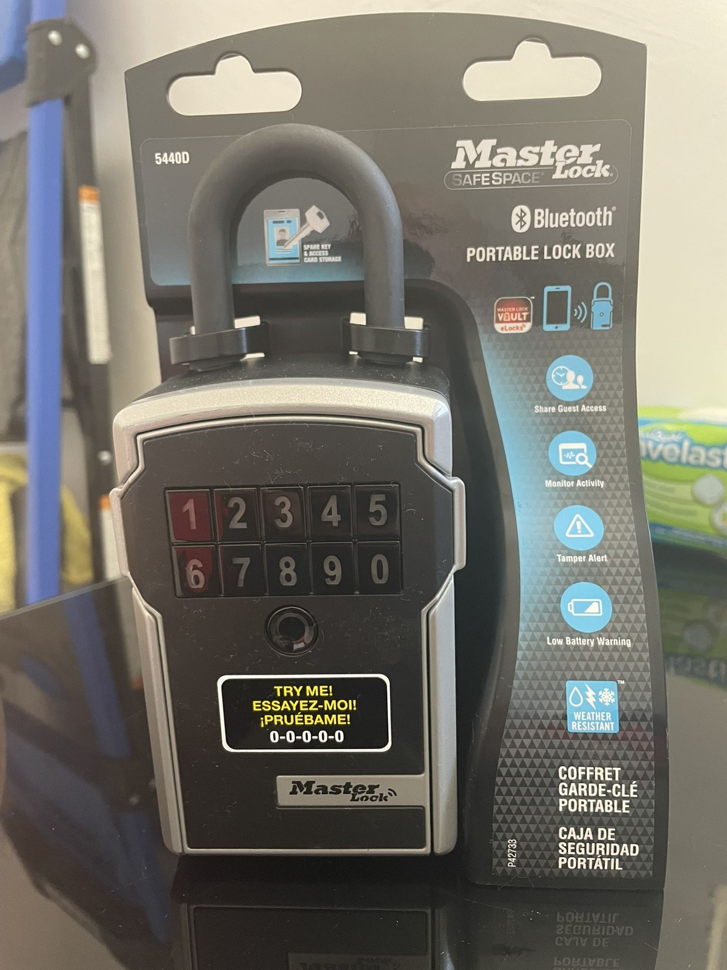 Master Lockbox. Bluetooth.