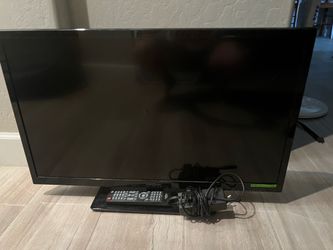 32” insignia TV with DVD player