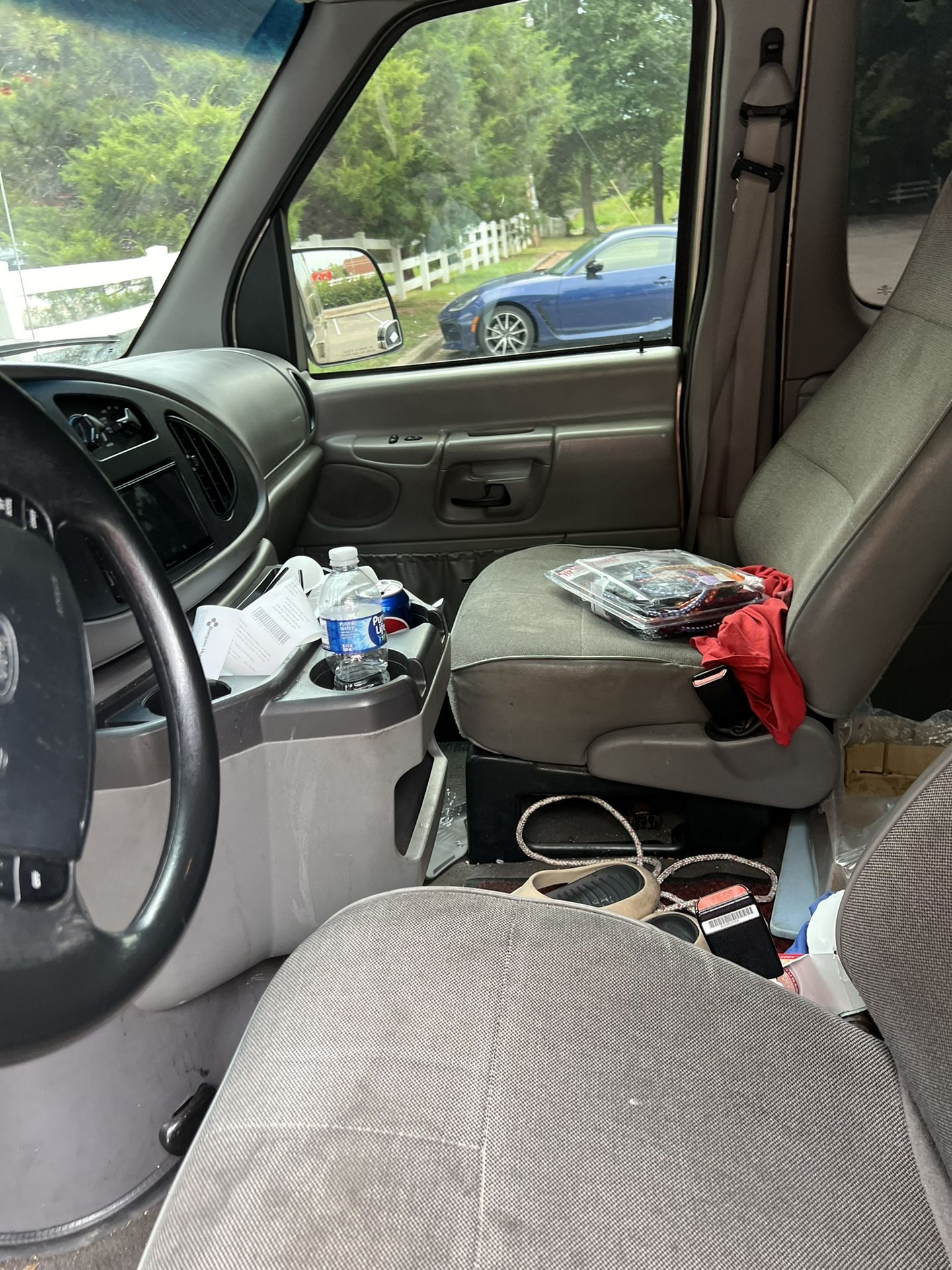 2002 Ford E-150