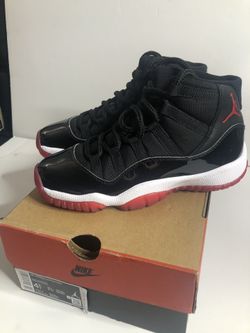Nike air Jordan bred 11 lightly used size 4.5